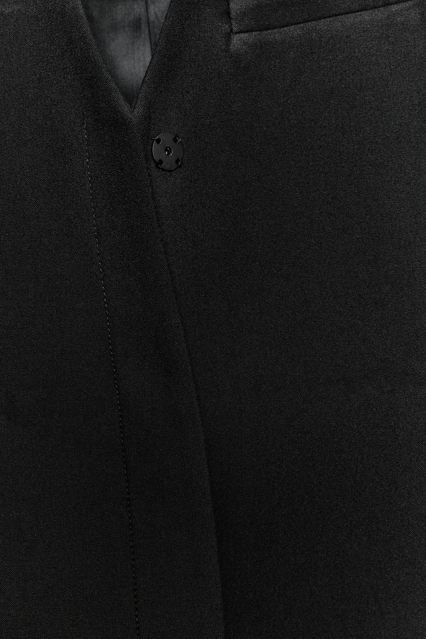 #0A0A0A, Noir
