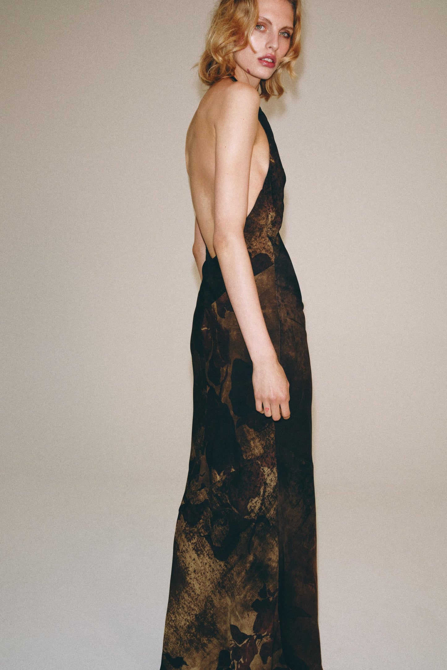 Vestido Cuello Halter Estampado Zw Collection